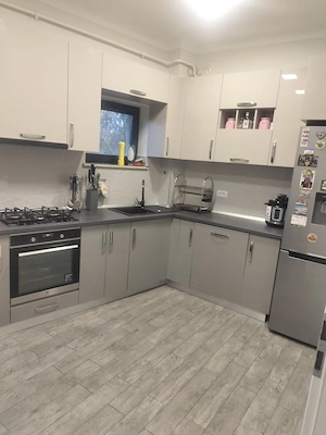 Apartament lux 3 decomandate, 87 mp, bloc 2020 zona Cornitoiu - imagine 10