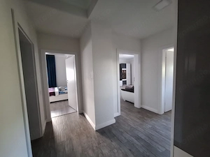 Apartament lux 3 decomandate, 87 mp, bloc 2020 zona Cornitoiu - imagine 14