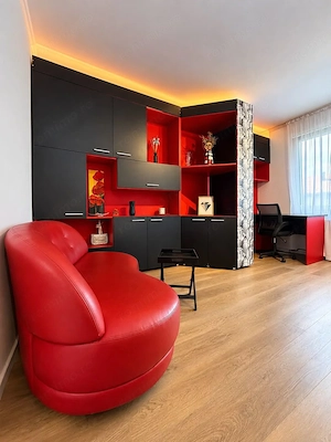 Apartament 1 camera  renovat | Central   Ba lcescu | 5 min UVT | Privelis te superba  - imagine 4