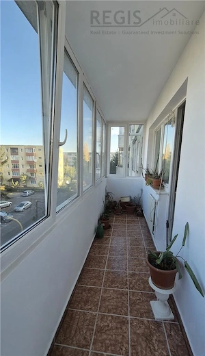 Apartament 3 camere, 2 balcoane si debara-zona Astra - imagine 7