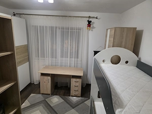 Închiriez apartament 3 camere, str. Pompiliu Clement Piatra-Neamț, 92 mp, an construcție 2011 - imagine 6