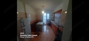 Închiriez apartament 2 camere, decomandat ultracentral ( Covrigi callzi- ) - imagine 2
