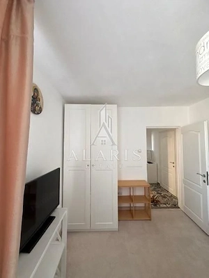 Apartament cu 2 camere, decomandat, zona Torontalului