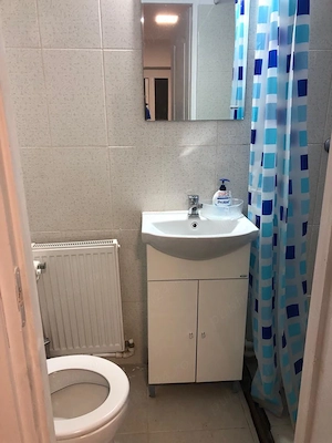 Închiriere spațiu locativ independent   2 camere, bucătărie și baie (Zonă liniștită) - imagine 2
