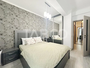 Apartament 2 camere de vanzare in cartierul Europa cu garaj  - imagine 4