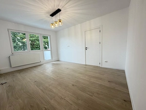 Apartament cu 2 camere, etaj 3, renovat recent, Astra - imagine 2