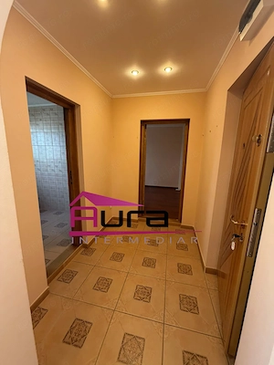 Apartament 3 camere zona Vest - imagine 4
