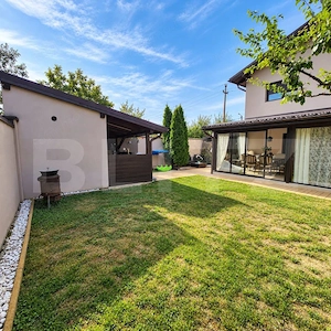 Blitz va propune spre vanzare casa complet mobilita si intro zona linistita - imagine 16