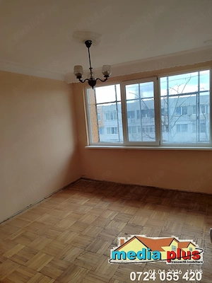 Apartament 3 camere de vânzare   Micro 16 suprfatață totală 70 mp,  preț 57.000   - imagine 4