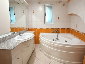 Casa tip duplex 3 camere + 200mp teren zona Subarini - imagine 5