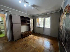 apartament 3 camere  etaj 1 lebăda pitta5colturi 