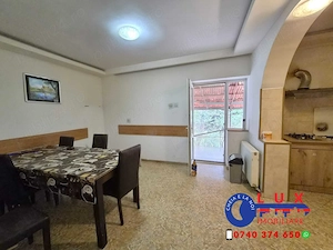 DE ÎNCHIRIAT: CASĂ SPAȚIOASĂ P+M | 6 Camere (Capacitate până la 15 persoane) | Ultracentral  - imagine 4