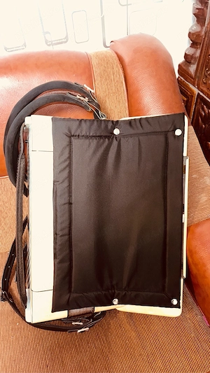 acordeon hohner verdi 3 acordat bandon muzica vanata dubet deosebit