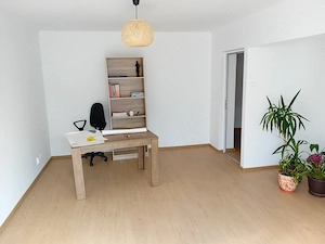 Ap 3 cam B-dul 9 Mai (Spatiu Comercial) 80mp parter centrala termopan - imagine 2
