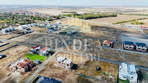 Teren intravilan 703mp pe colt cu doua fronturi generoase Giarmta - imagine 3