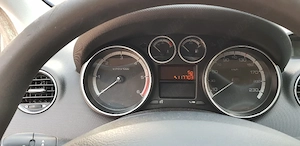 Titlu anunt: Peugeot 308 (2010) Hatchback - 5 Usi - 1.6 Diesel - 120.000 km - Acte la zi   Euro 5 - imagine 5