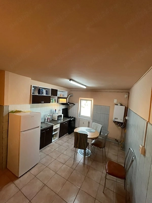 Închiriez apartament  - imagine 3