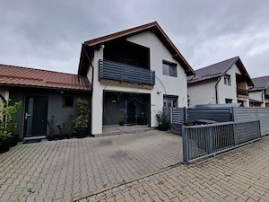 🏡 CASĂ DE VÂNZARE ÎN UNIREA – 169.000 € - imagine 2