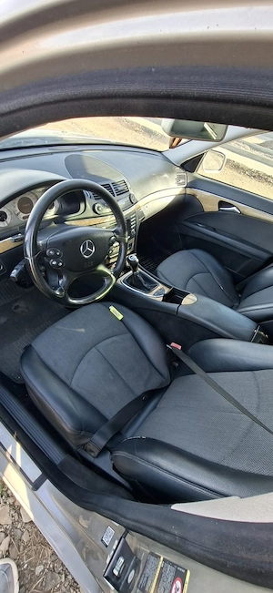Mercedes E-Class 2007 2.2 CDI 170CP Xenon - imagine 4