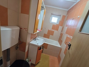 Inchiriez apartament 2 camere zona Miorita Deva - imagine 4