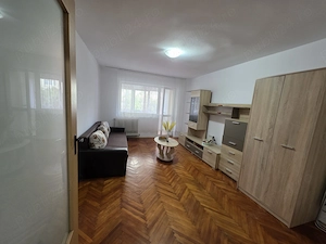 Inchiriez apartament 2 camere zona Miorita Deva - imagine 7
