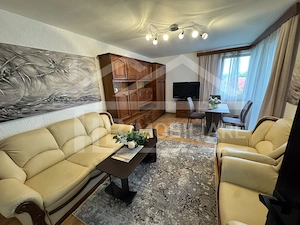 Apartament cu 3 camere, decomandat, 80mp, Zona Ultracentral - imagine 3