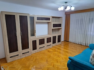 Inchiriez apartament 2 camere , etaj 2 langa Kaufland Calea București si strand Sanziana