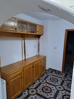 Inchiriez apartament 2 camere , etaj 2 langa Kaufland Calea București si strand Sanziana - imagine 2