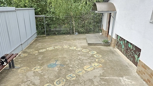 Vand proprietate in Deva, zona A. Vlaicu, compusa din casa de locuit si anexa  - imagine 2
