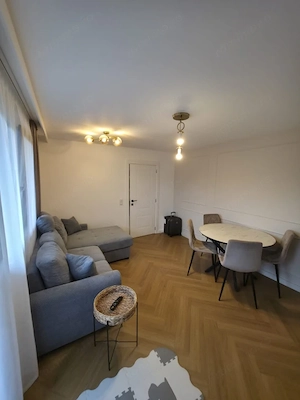 Apartament cu 2 camere, renovat integral, terasă și vedere panoramică - imagine 3