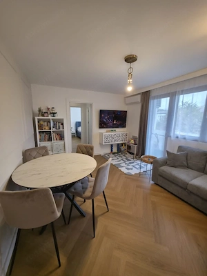 Apartament cu 2 camere, renovat integral, terasă și vedere panoramică - imagine 2
