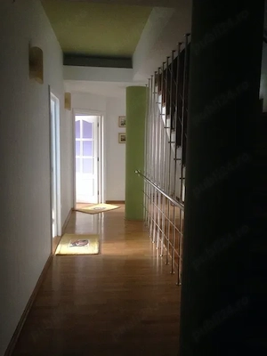 De vânzare vilă cu 2 etaje Faleză Nord - imagine 5