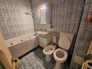Vand apartament 2 camere decomandat,Crisan - imagine 5