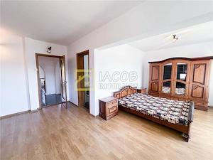 De inchiriat | Apartament de 75 mp utili in zona centrala a Bacaului - imagine 7