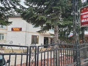 Vilă-Pensiune de vanzare - imagine 4