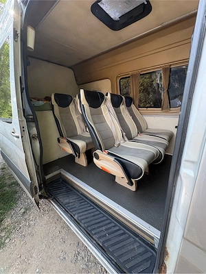 mercedes sprinter 9 locuri  - imagine 5