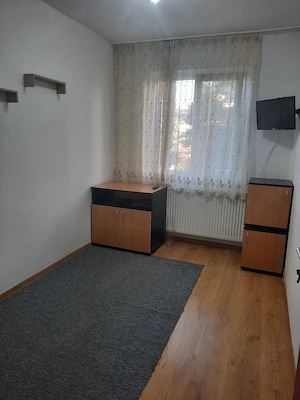 inchiriez apartament 3 camere  - imagine 9