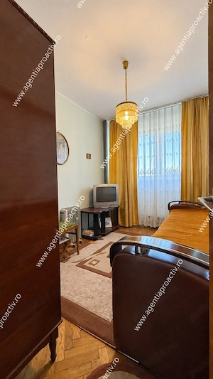 Apartament cu 3 camere decomandate   Țiglina 1, PS-uri | 2 băi | Vedere panoramică - imagine 5
