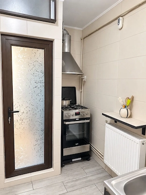 De vanzare apartament cu 2 camere, Siderurgistilor Vest, et. 4, 68.000 euro - imagine 2