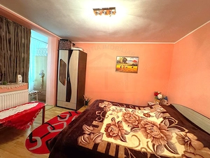 300 Euro/luna, Inchiriere apartament doua camere PARTER , Micro19 - imagine 9