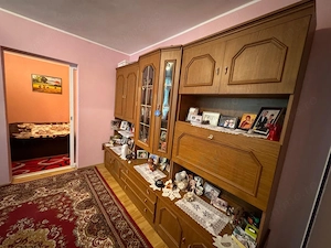 300 Euro/luna, Inchiriere apartament doua camere PARTER , Micro19 - imagine 7