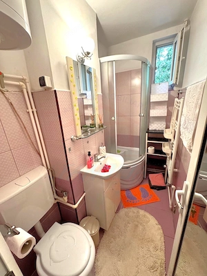 300 Euro/luna, Inchiriere apartament doua camere PARTER , Micro19 - imagine 8