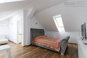 Casa de inchiriat cu 3 Dormitoare | Curte si Terasa | Brasov - imagine 11