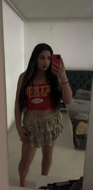 buna sunt maria am 26 de ani si sunt fata Trans