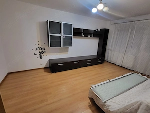 Vand  Apartament 3  Camere luminos, decomandat Bucuresti - imagine 7