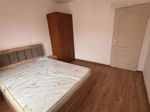 Apartament 2 camere, decomandat, cu parcare, etaj intermediar-Grivitei - imagine 3