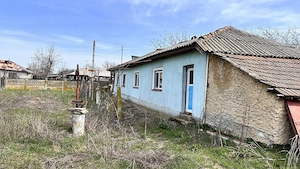 Teren + Casa bătrânească la tara   60 km de București  - imagine 2