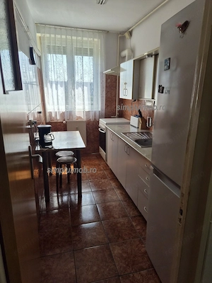 Vand apartament 2 camere Berceni - imagine 2