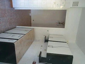 Apartament  3 camere la 7 minute de metrou - Emil Racovita - imagine 5