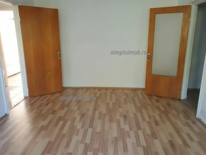 Apartament  3 camere la 7 minute de metrou - Emil Racovita - imagine 6